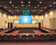 Конференц-зал Al Majlis