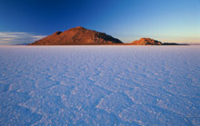 Высохшее солёное озеро Салар-де-Уюни